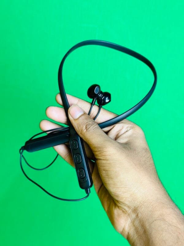 G8 Sports Neckband With Magnetic Headsets - Image 4